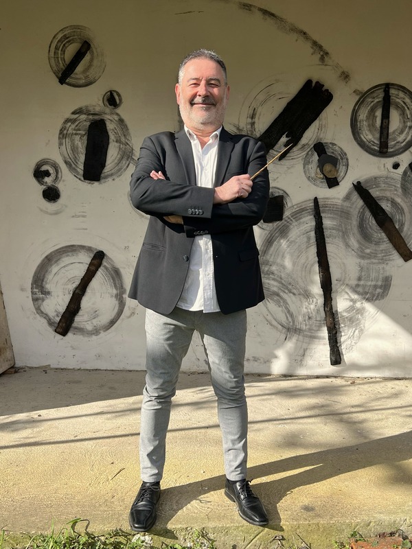 Frederic Guisset, chef d'orchestre de la Cobla Nova Germanor